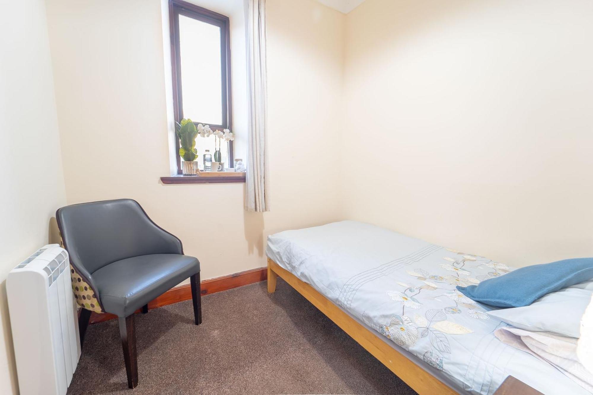 Prime Location Rooms In High Street فورت ويليام المظهر الخارجي الصورة